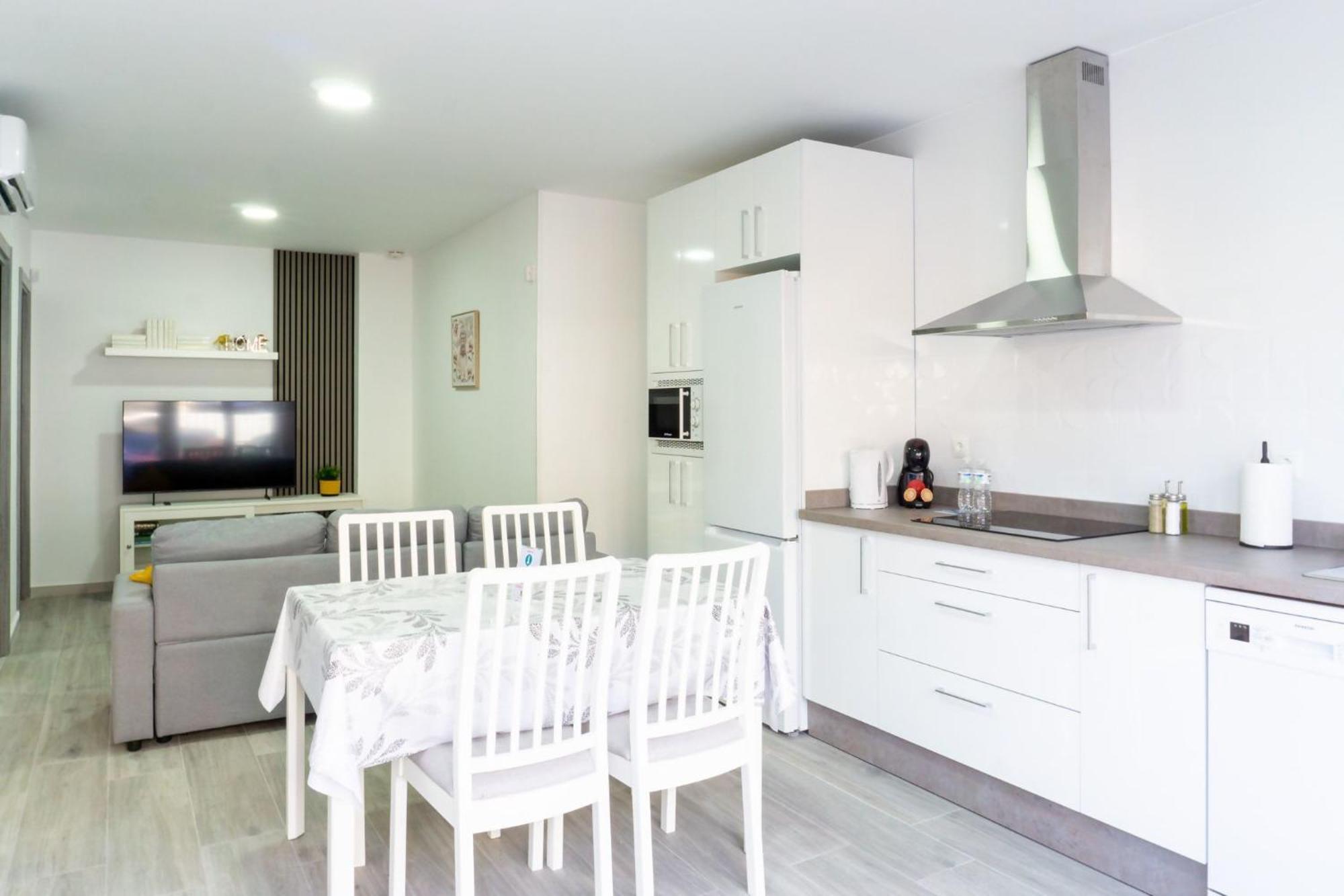 Benahavis Iii Airport Apartment *